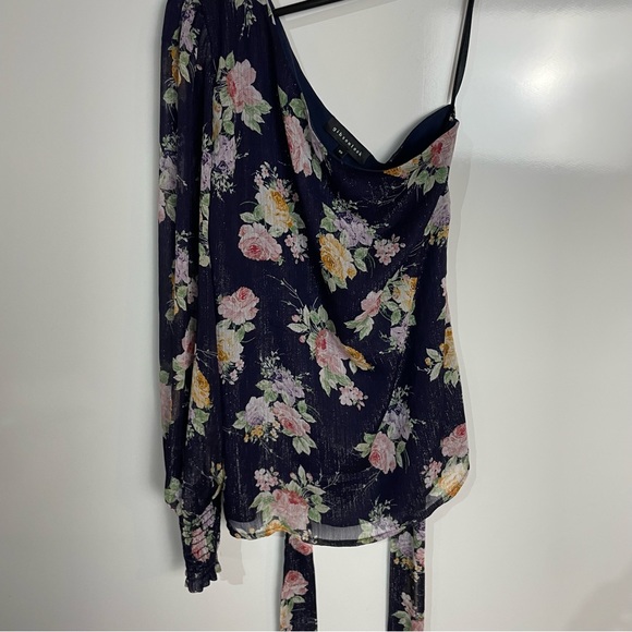 Gibson Look Navy Floral One Shoulder / Sleeve Chiffon Smocked Cuff Top - Picture 6 of 9